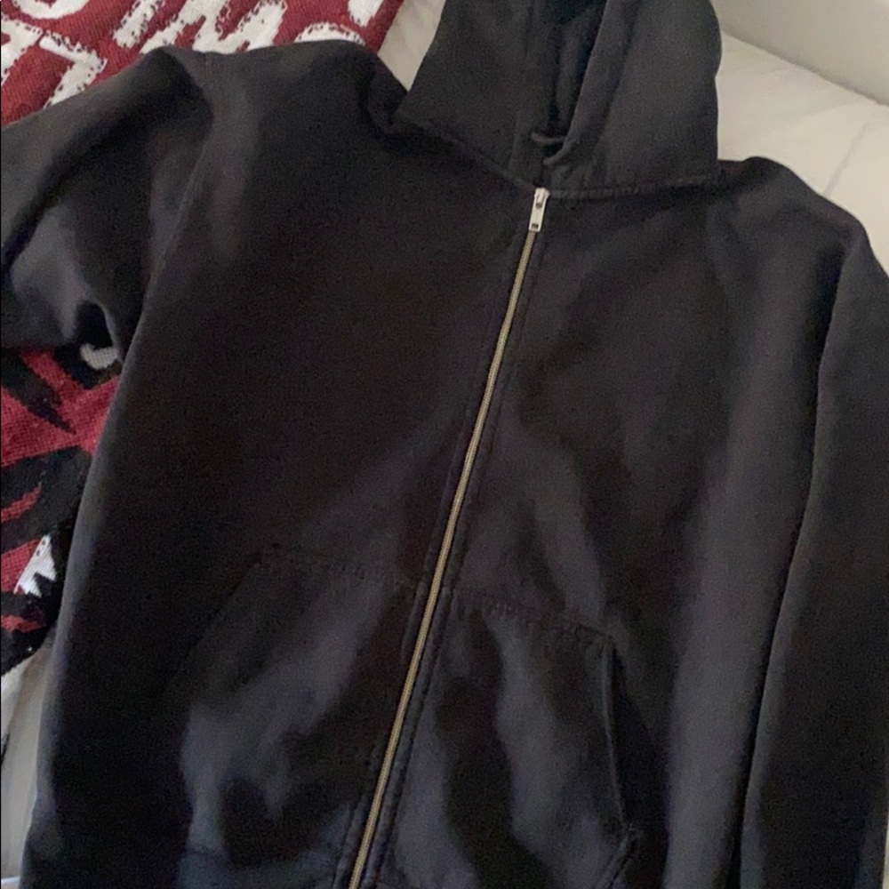 BRANDY MELVILLE BLACK CHRISTY HOODIE